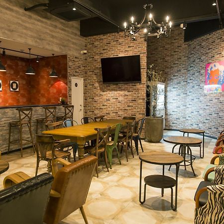 Hostel Viaggio Osaka Exteriör bild